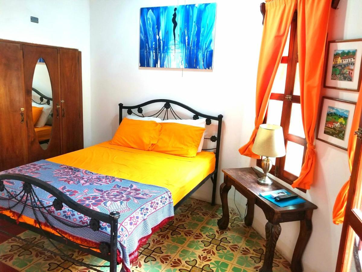Casa Del Agua Bed & Breakfast Granada Room photo